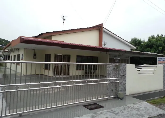 Riverside Homestay